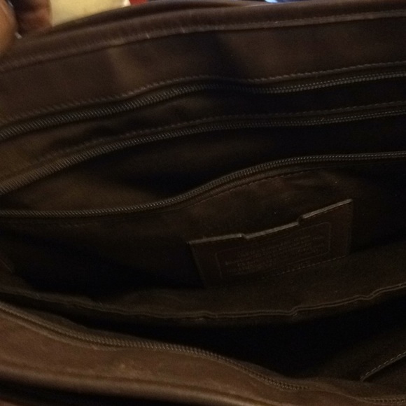 Authentic Large coach briefcase excellentcondition - Picture 3 of 3
